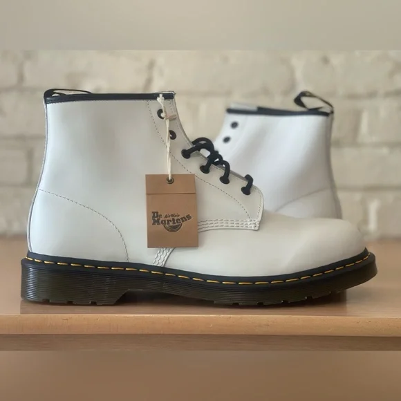 Dr. Martens | Shoes | Dr Doc Martens 46 101 Ys White Black  display picture 1